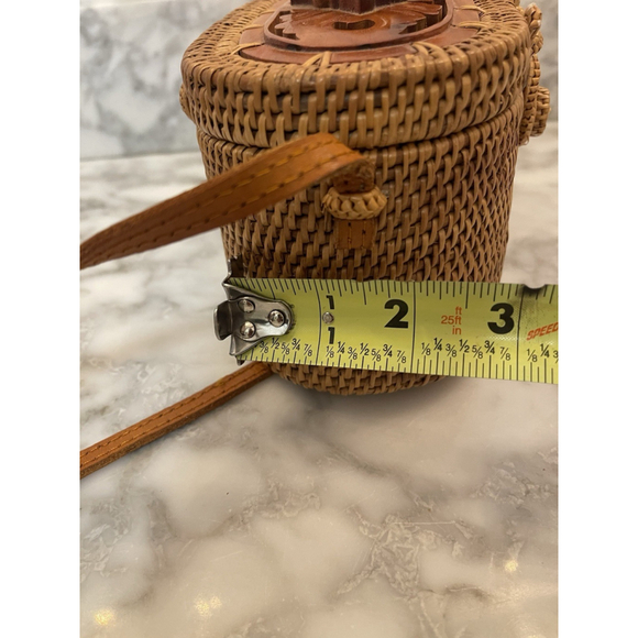 DEWI CROSSBODY RATTAN BASKET WEAVE AND WOOD PURSE - Picture 11 of 11